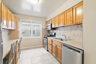 36 Crossgate Rd, Jersey City, NJ 07305 - Photo 3