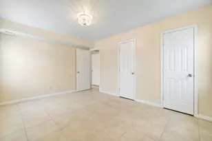 36 Crossgate Rd, Jersey City, NJ 07305 - Photo 15