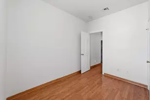 394 Woodlawn Ave, Jersey City, NJ 07305 - Photo 19