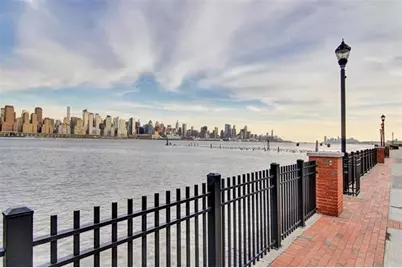 279 Roslyn Ct #1, West New York, NJ 07093 - Photo 21