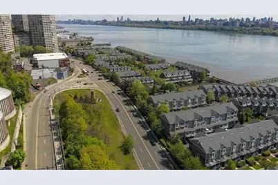 279 Roslyn Ct #1, West New York, NJ 07093 - Photo 23