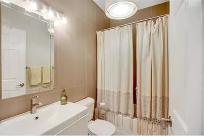 279 Roslyn Ct #1, West New York, NJ 07093 - Photo 7