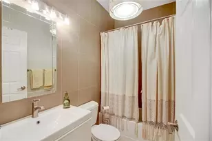 279 Roslyn Ct, West New York, NJ 07093 - Photo 7