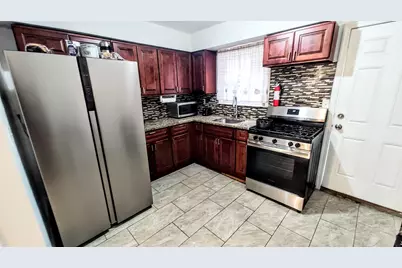 8 Van Nostrand Ave #Upper Floors, Jersey City, NJ 07305 - Photo 3