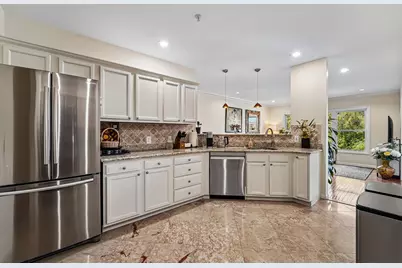 140 The Promenade, Edgewater, NJ 07020 - Photo 7