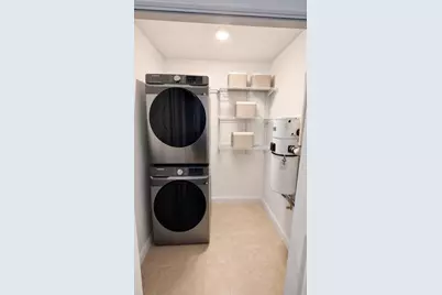 90 Leonard St #2A, Jersey City, NJ 07307 - Photo 5