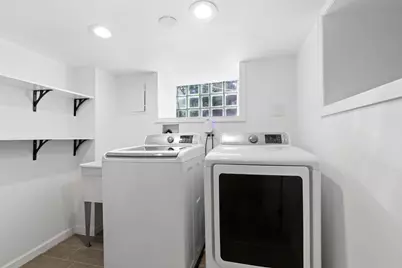 7 Burr Pl, Weehawken, NJ 07086 - Photo 31