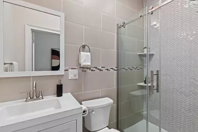 7 Burr Pl, Weehawken, NJ 07086 - Photo 21