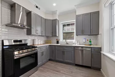 7 Burr Pl, Weehawken, NJ 07086 - Photo 13