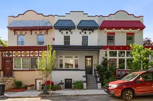 7 Burr Pl, Weehawken, NJ 07086 - Photo 1