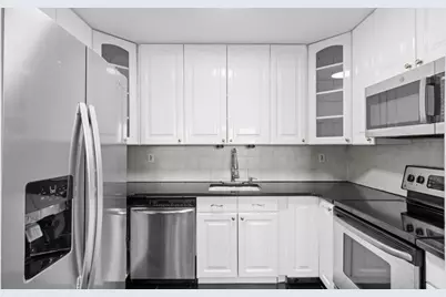 6509 Liberty Ave #C3, North Bergen, NJ 07047 - Photo 5