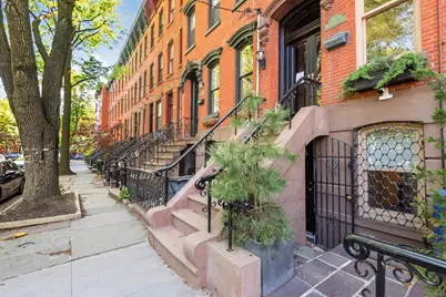 22 West Hamilton Pl, Jersey City, NJ 07302 - Photo 27