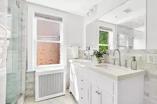 22 W Hamilton Pl, Jersey City, NJ 07302 - Photo 15