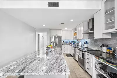 206 Shearwater Ct West #11, Jersey City, NJ 07305 - Photo 1