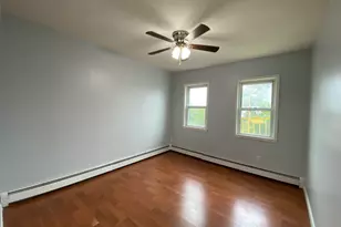123 W 19th St, Bayonne, NJ 07002 - Photo 5