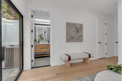 82 Pamrapo Ave #1, Jersey City, NJ 07305 - Photo 17