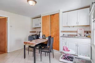 77 Wallis Ave, Jersey City, NJ 07306 - Photo 3