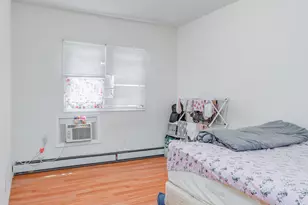 77 Wallis Ave, Jersey City, NJ 07306 - Photo 13