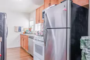 77 Wallis Ave, Jersey City, NJ 07306 - Photo 1