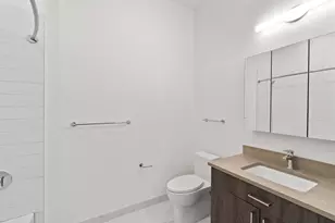 250 Ave E, Bayonne, NJ 07002 - Photo 19