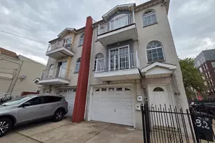 82 Mallory Ave, Jersey City, NJ 07304 - Photo 17
