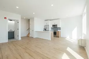 67 Martin Luther King Blvd, Newark, NJ 07104 - Photo 3