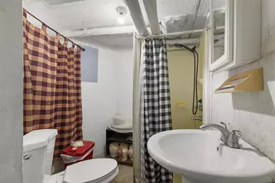 109 Grace St, Jersey City, NJ 07307 - Photo 23