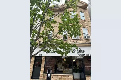 918 Broadway #3F, Bayonne, NJ 07002 - Photo 1