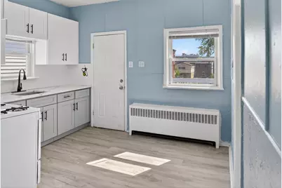 12 West 10th St, Bayonne, NJ 07002 - Photo 15
