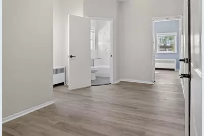 12 West 10th St, Bayonne, NJ 07002 - Photo 3