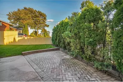 5 Hops Commons Ct #5, Secaucus, NJ 07094 - Photo 25