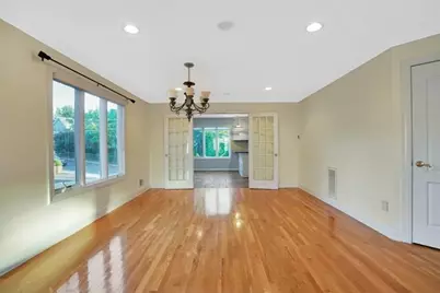 5 Hops Commons Ct #5, Secaucus, NJ 07094 - Photo 7