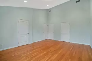 5 Hops Commons Ct, Secaucus, NJ 07094 - Photo 15