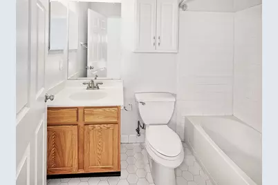 453 Albany Ct, West New York, NJ 07093 - Photo 13