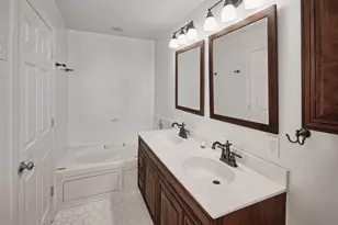 453 Albany Ct, West New York, NJ 07093 - Photo 11