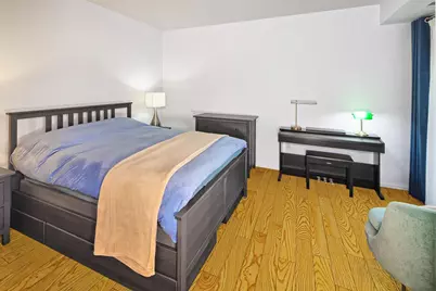 453 Albany Ct, West New York, NJ 07093 - Photo 17