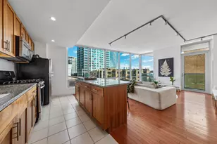 20 Newport Pkwy, Jersey City, NJ 07310 - Photo 7