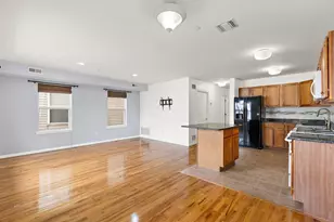 117 Logan Ave, Jersey City, NJ 07306 - Photo 9