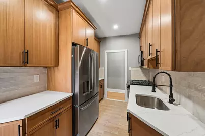 131 Kensington Ave #D5, Jersey City, NJ 07304 - Photo 7