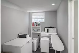 48 Danforth Ave, Jersey City, NJ 07305 - Photo 15