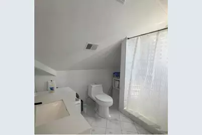 48 Danforth Ave, Jersey City, NJ 07305 - Photo 11