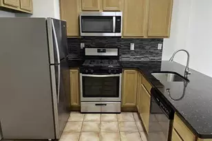 524 Bloomfield St, Hoboken, NJ 07030 - Photo 3