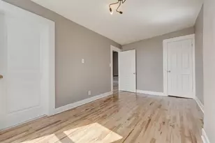 69 Jewett Ave, Jersey City, NJ 07304 - Photo 7