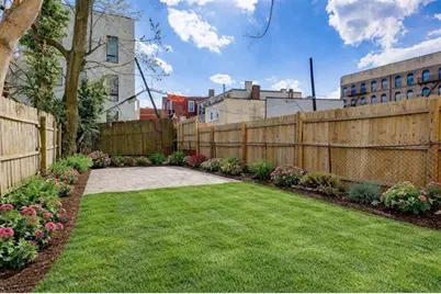 69 Jewett Ave, Jersey City, NJ 07304 - Photo 11