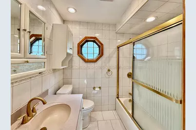 7 Obrien Ct #2, Bayonne, NJ 07002 - Photo 17