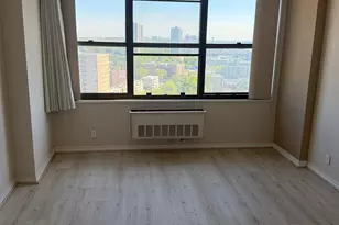 7000 Blvd E, Guttenberg, NJ 07093 - Photo 5