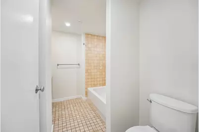 689 Luis M Marin Blvd #405, Jersey City, NJ 07310 - Photo 27