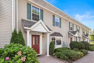 119 Panorama Dr, Edgewater, NJ 07020 - Photo 3