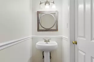 119 Panorama Dr, Edgewater, NJ 07020 - Photo 19