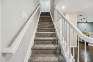 102 Abbie Ct, Guttenberg, NJ 07093 - Photo 15